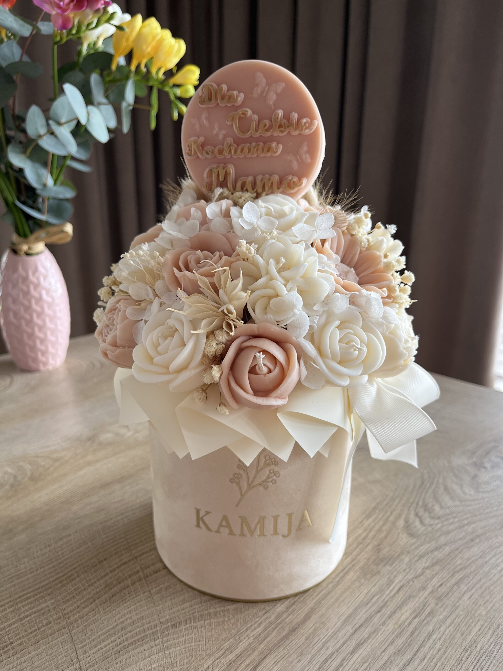 FlowerBox XL welurowy beżowy (Dzień Mamy, "Dla Ciebie kochana mamo")